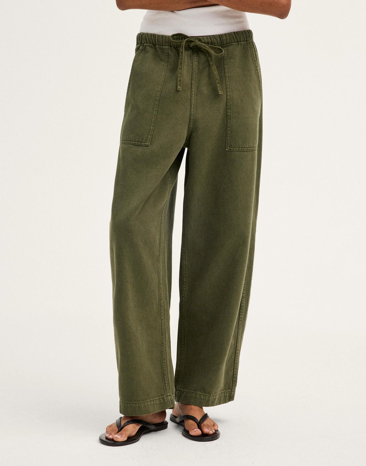 Madewell Pull-On Barrel-Leg Utility Pants in Airy Denim