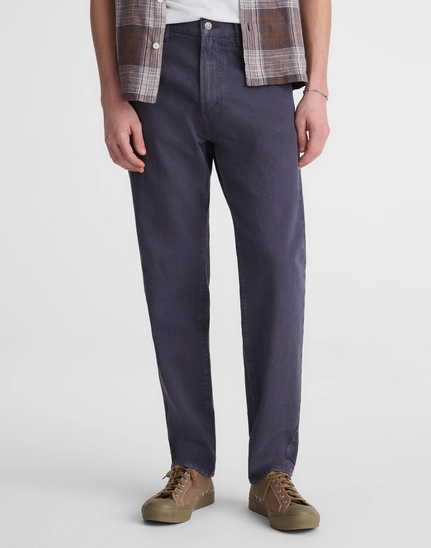 Madewell Relaxed Taper Jeans in Summerweight Denim