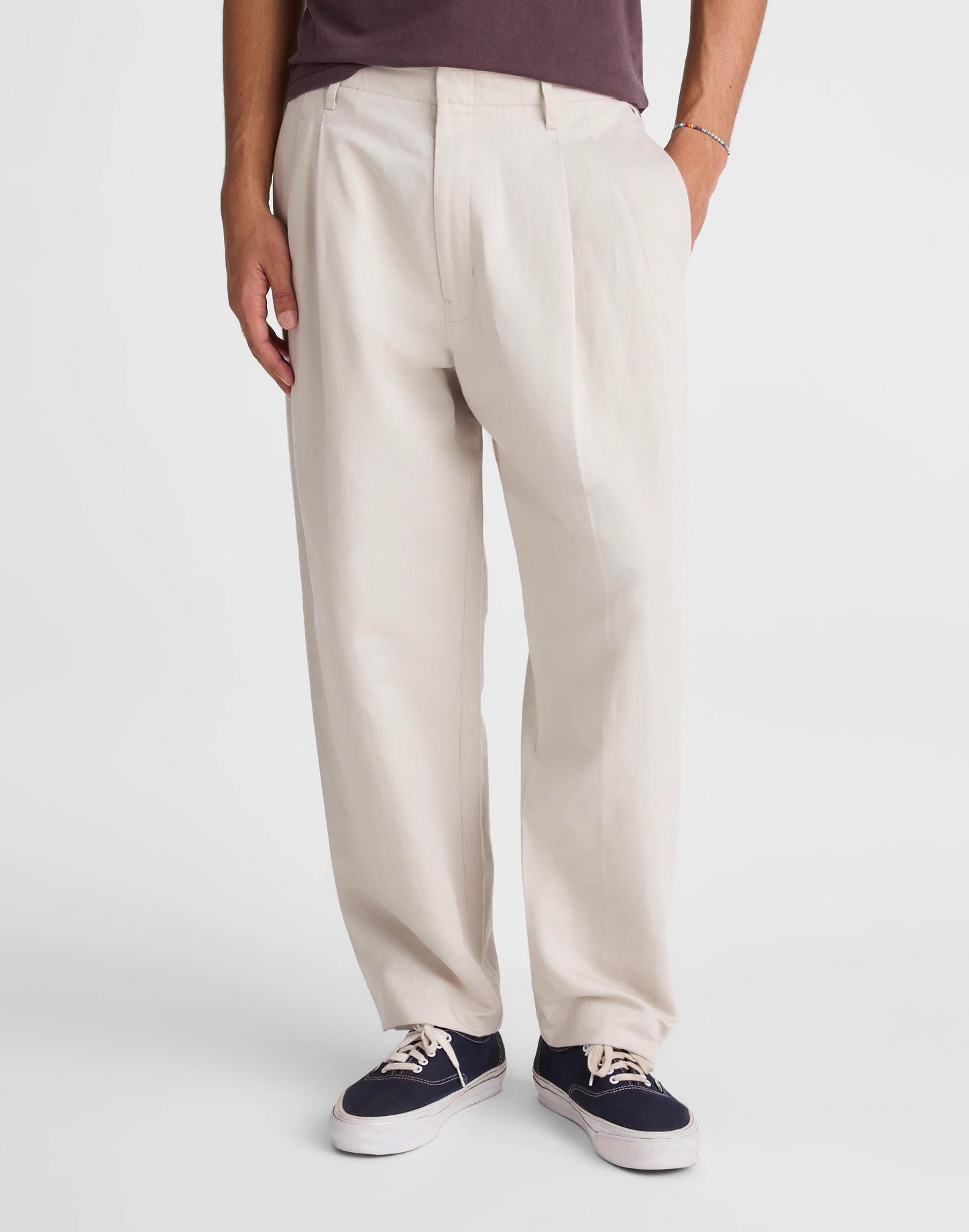 Madewell Double-Pleated Trousers in Meridian Linen Blend
