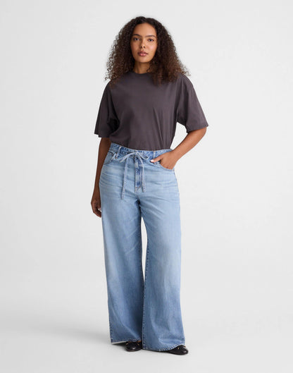 Madewell The Curvy Ultimate Wide-Leg Jean in Airy Denim