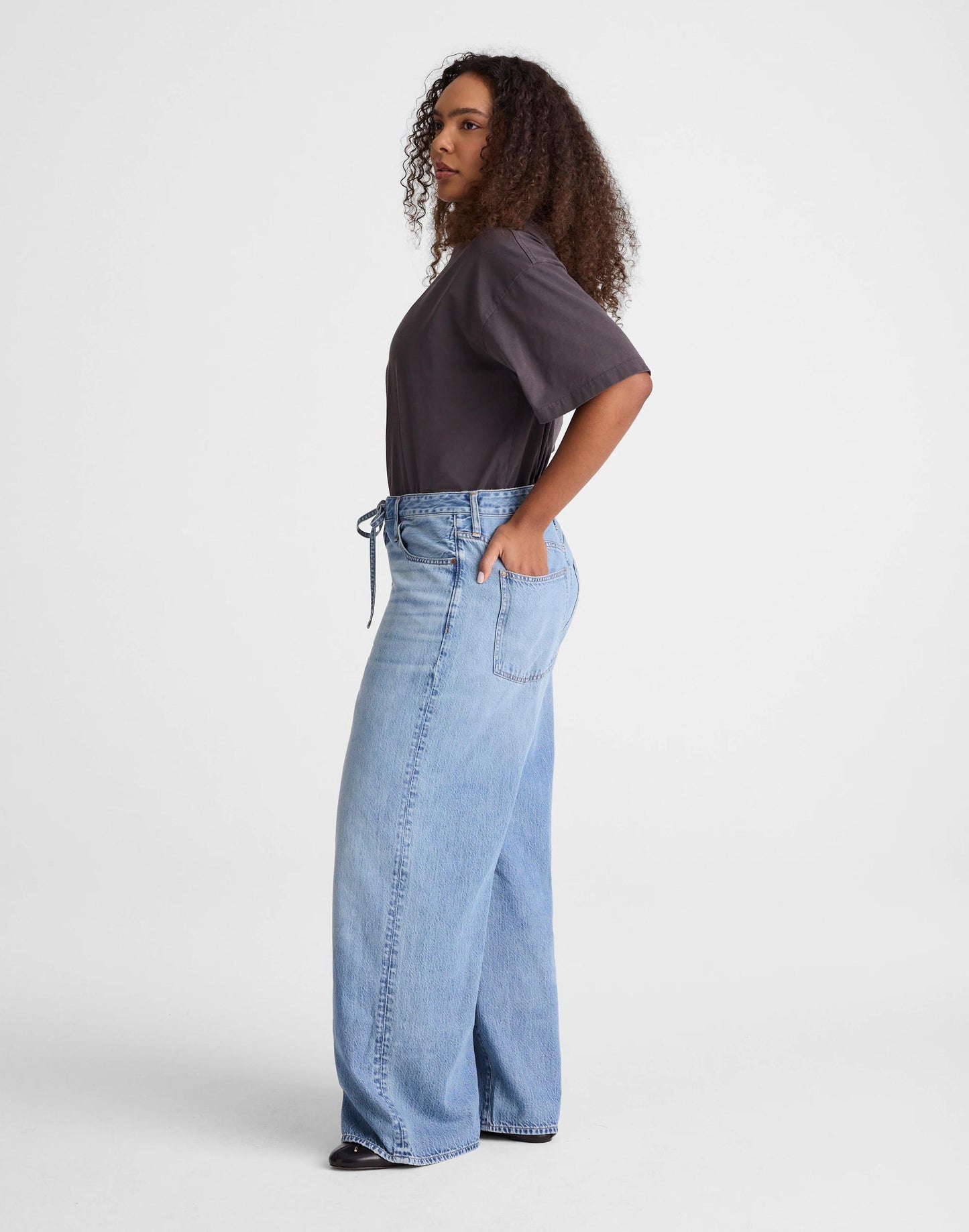 Madewell The Curvy Ultimate Wide-Leg Jean in Airy Denim