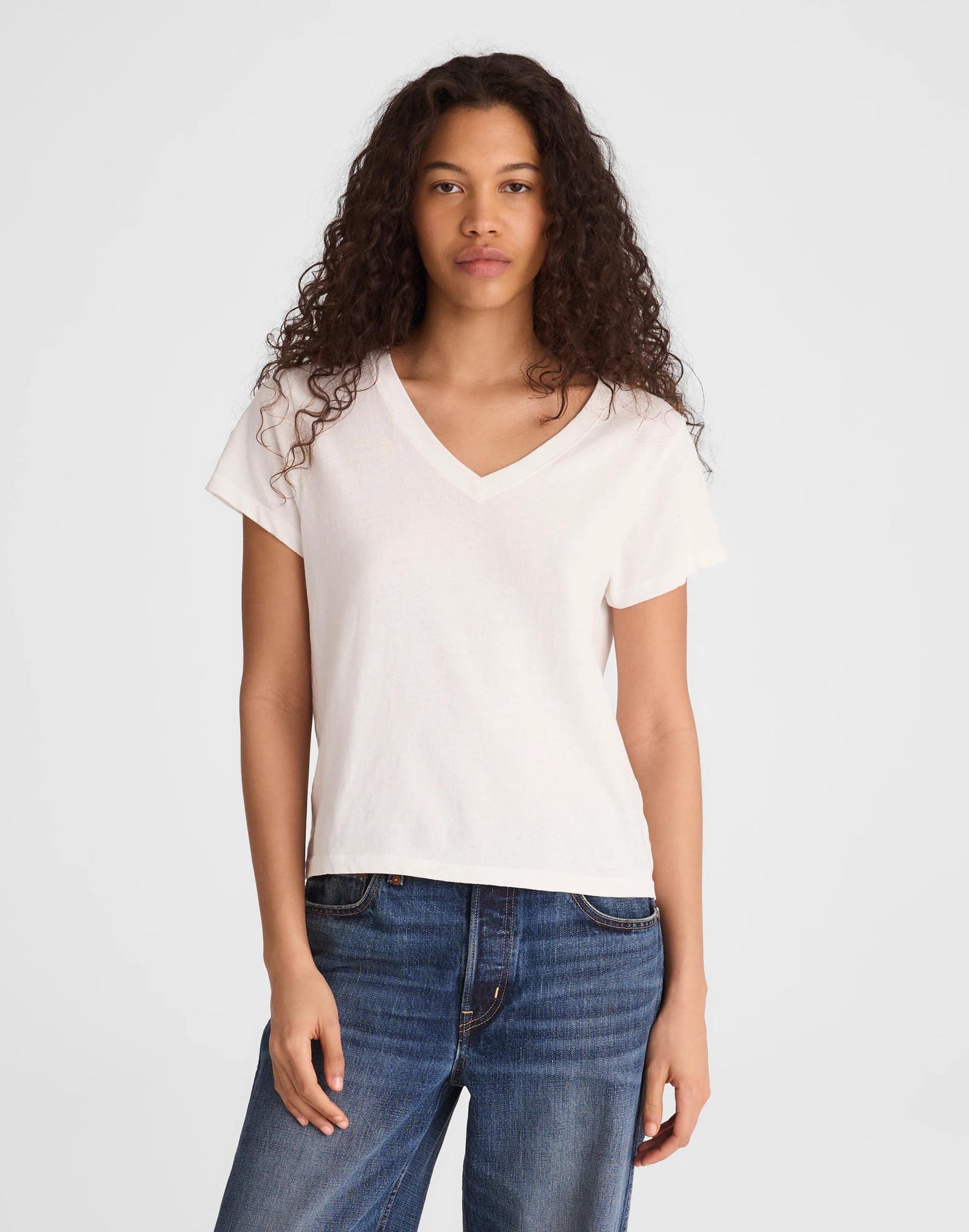 Madewell The Relaxed V-Neck Tee in Vintage Jersey