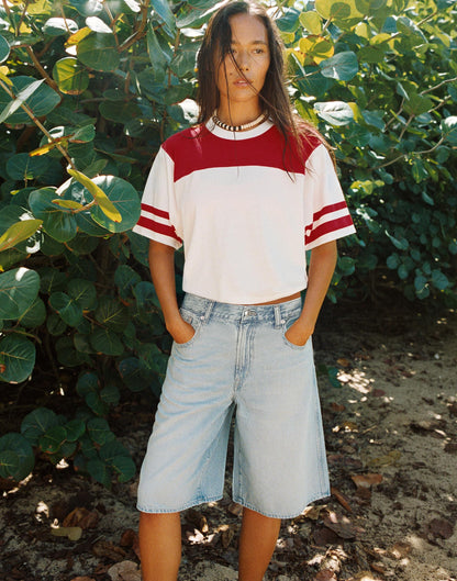 Madewell The V-Waist Bermuda Short in Airy Denim