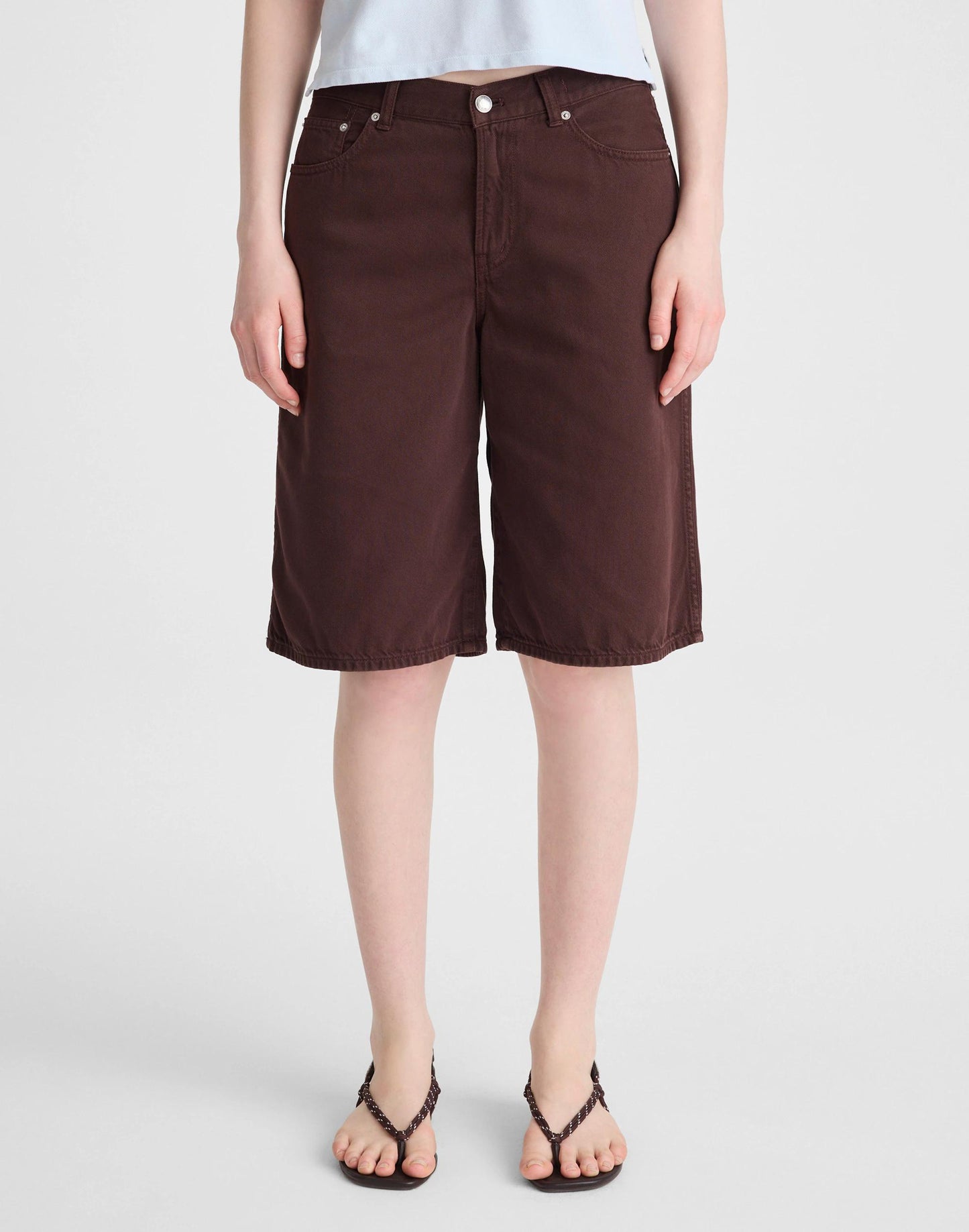 Madewell The V-Waist Bermuda Short in Airy Denim