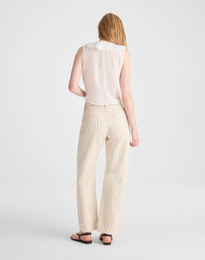 Madewell The Darted Barrel-Leg Jean in Airy Denim