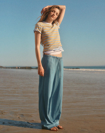 Madewell Pull-On Jeans in Airy Denim