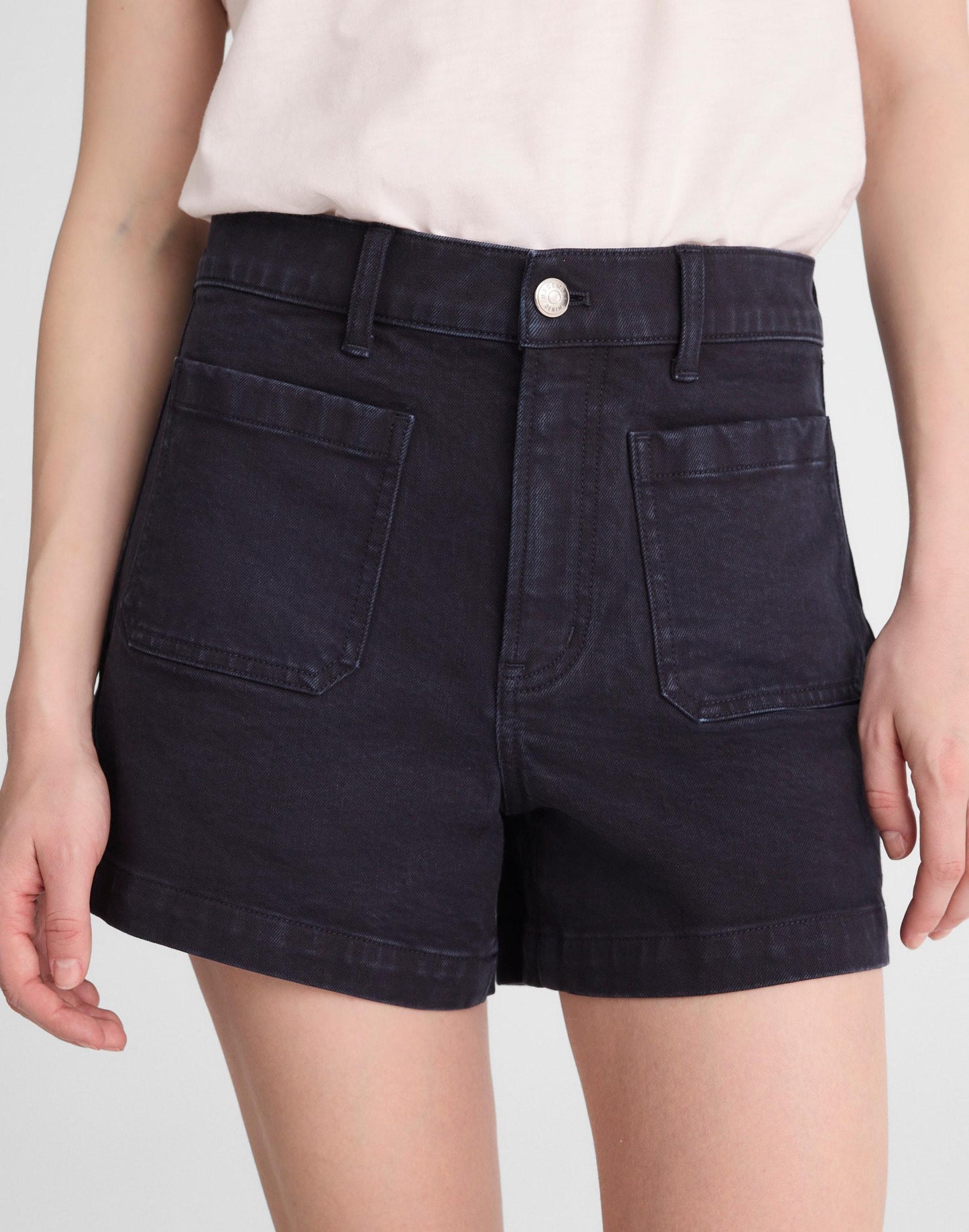 Madewell The Emmy Short