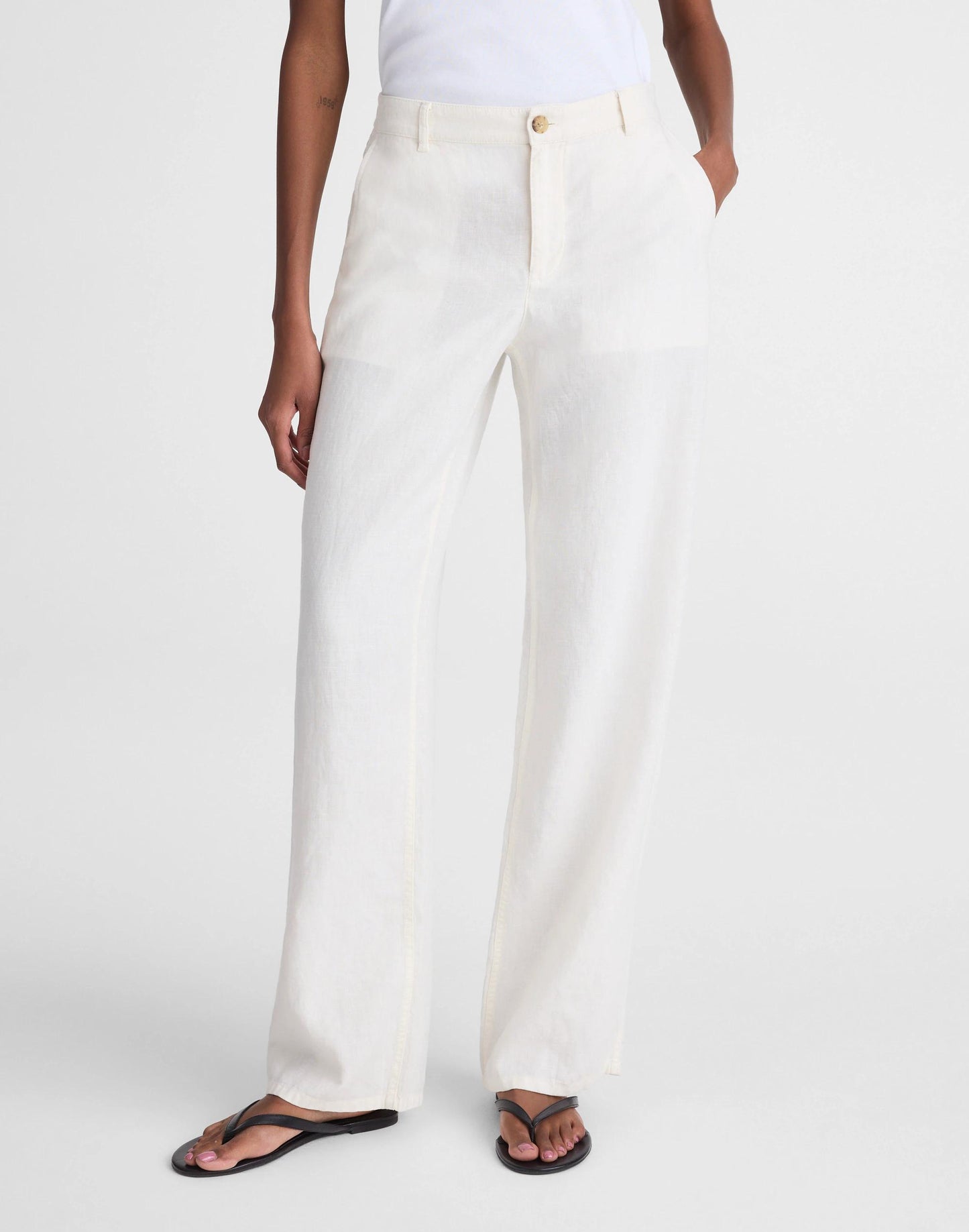 Madewell The Zoe Relaxed Straight Pant in 100% Linen