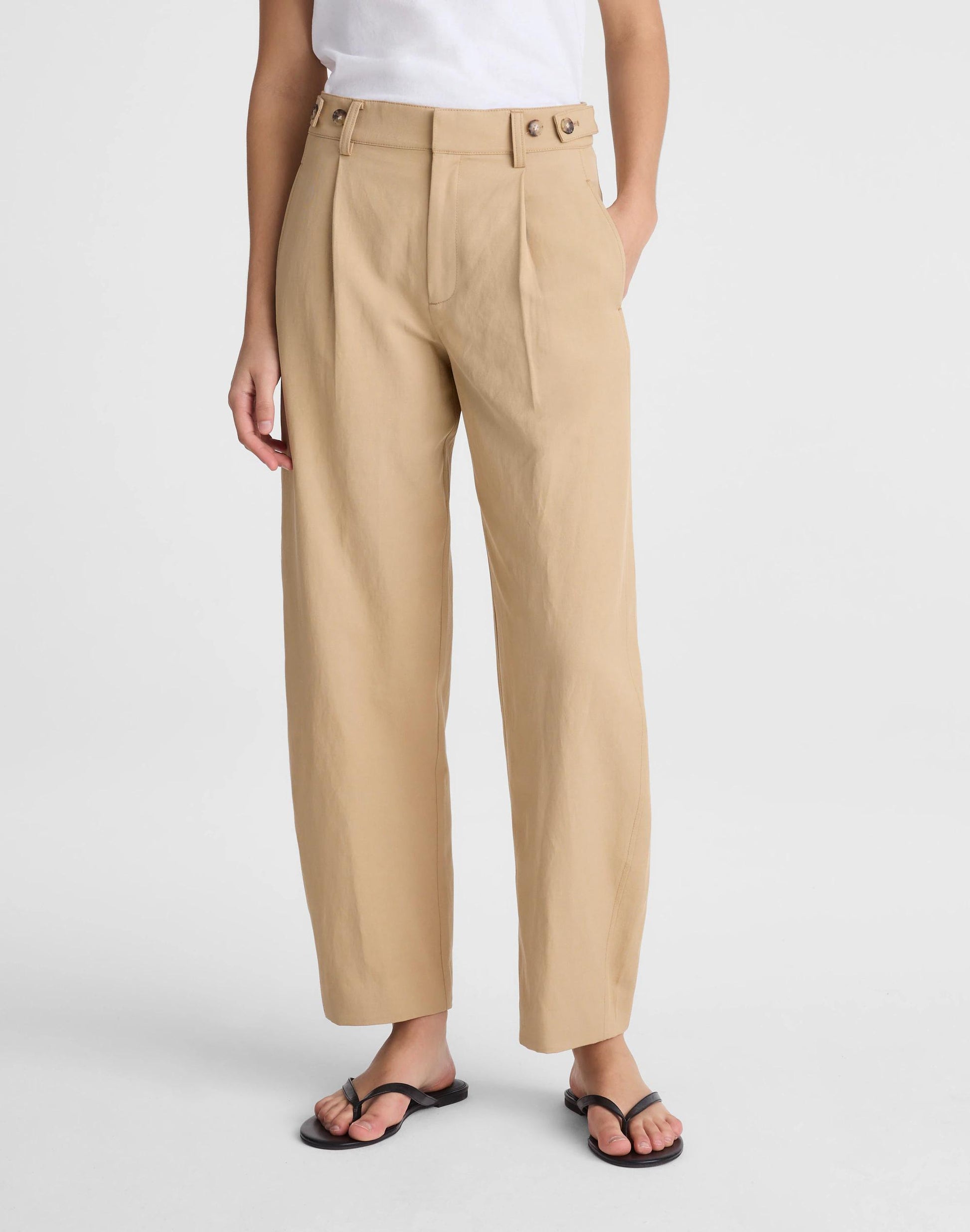 Madewell The Barrel-Leg Pant in Drapey Twill