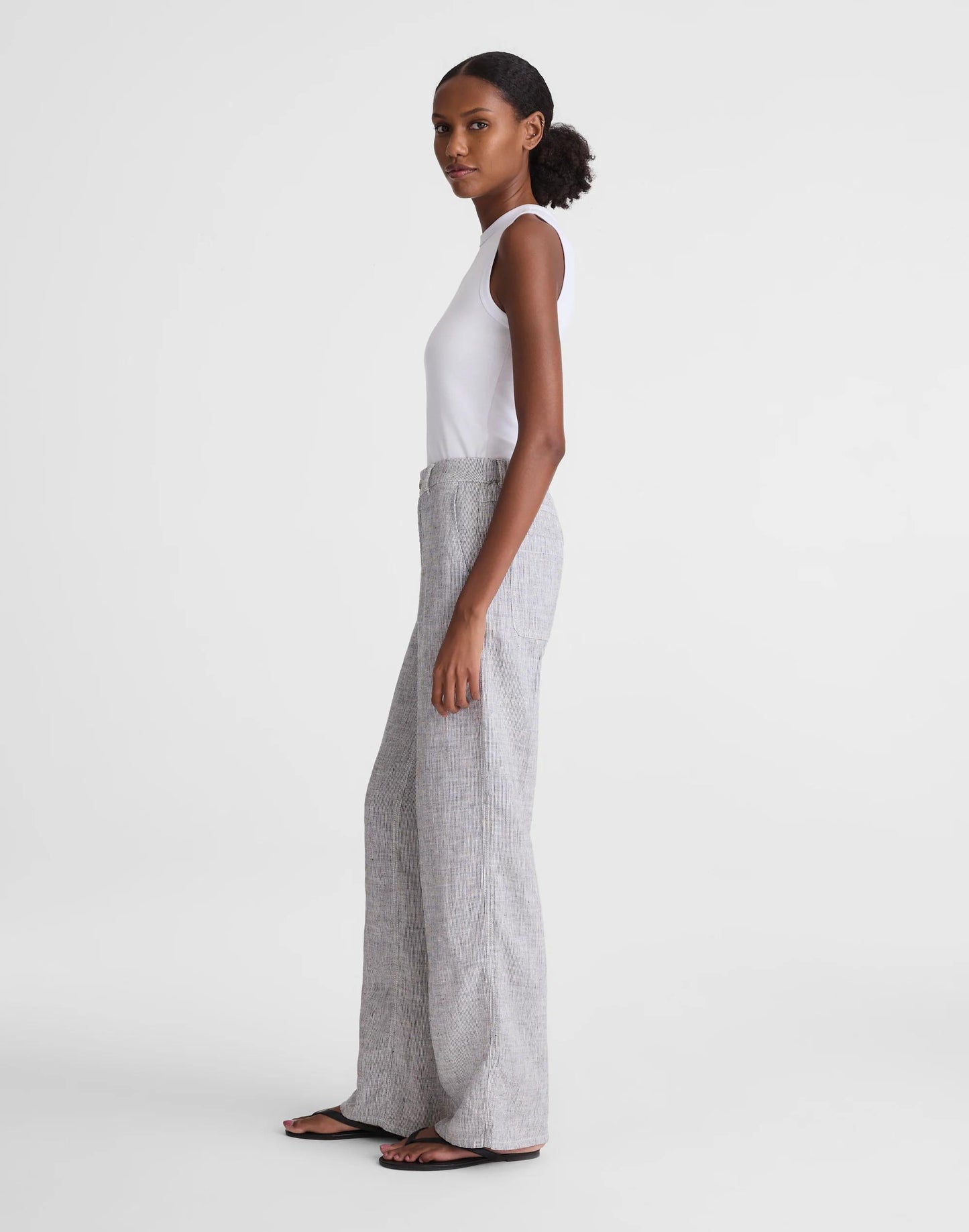 Madewell The Zoe Relaxed Straight Pant in 100% Linen