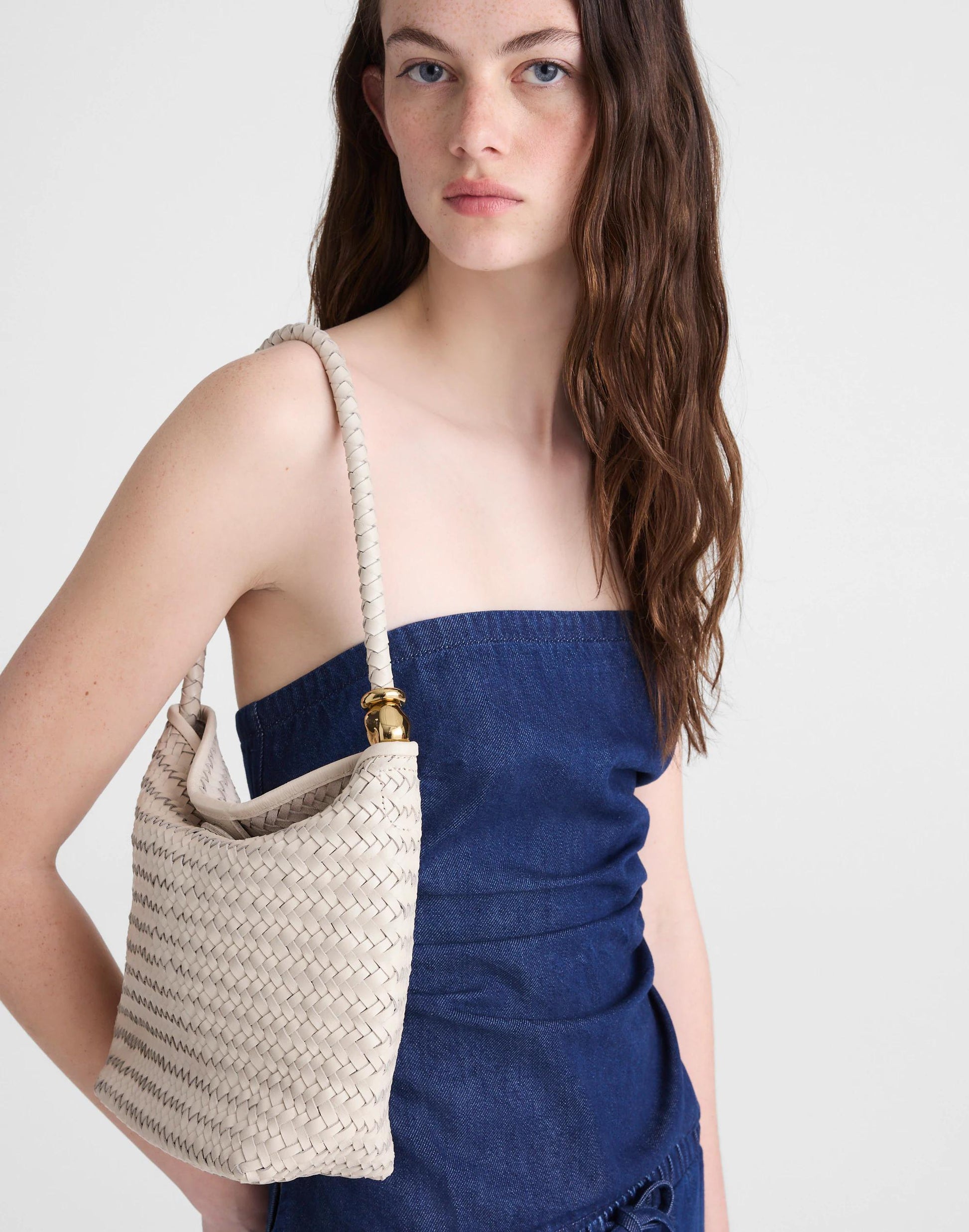 Madewell The Signature Woven Shoulder Bag