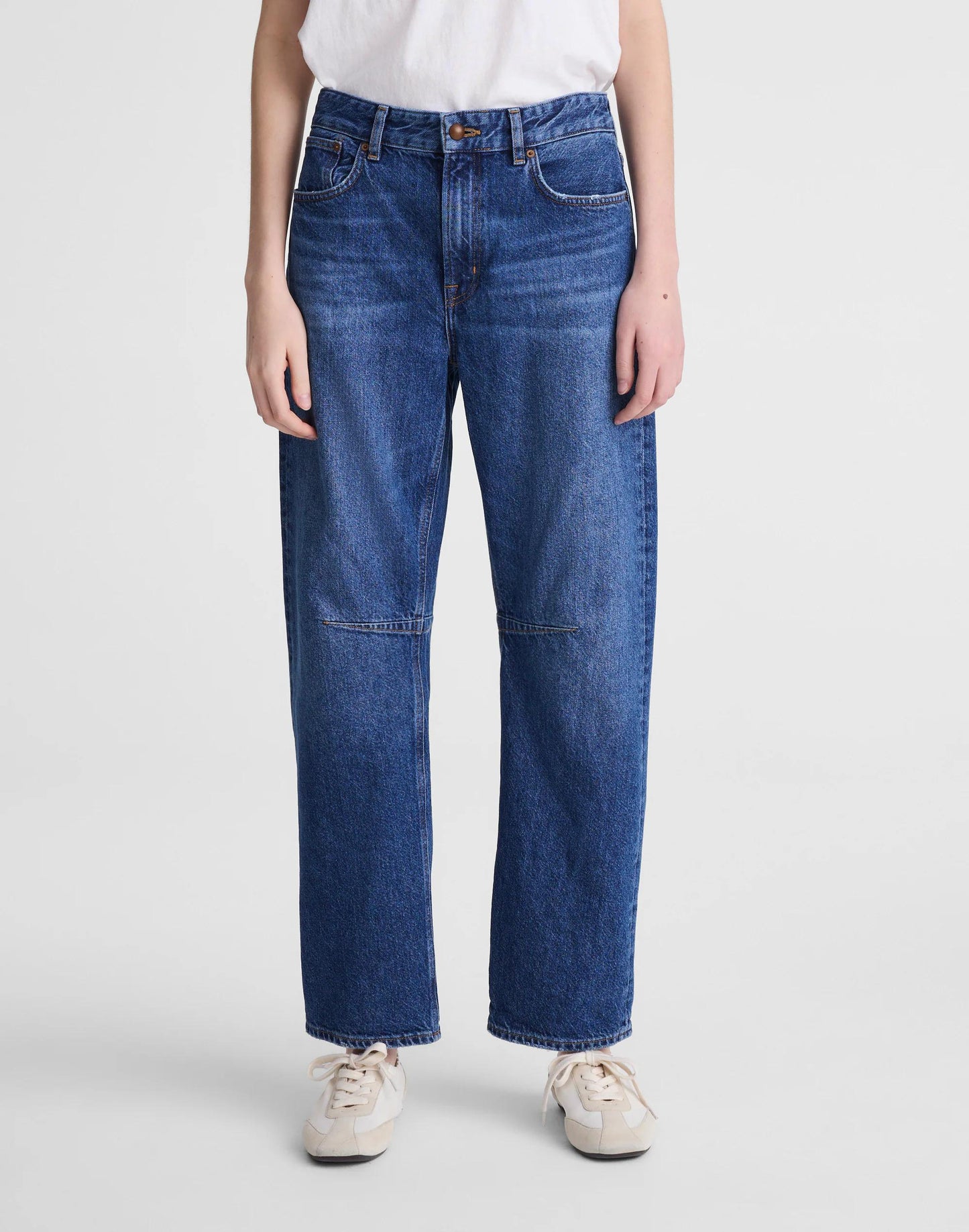 Madewell Circular Darted Barrel-Leg Jean