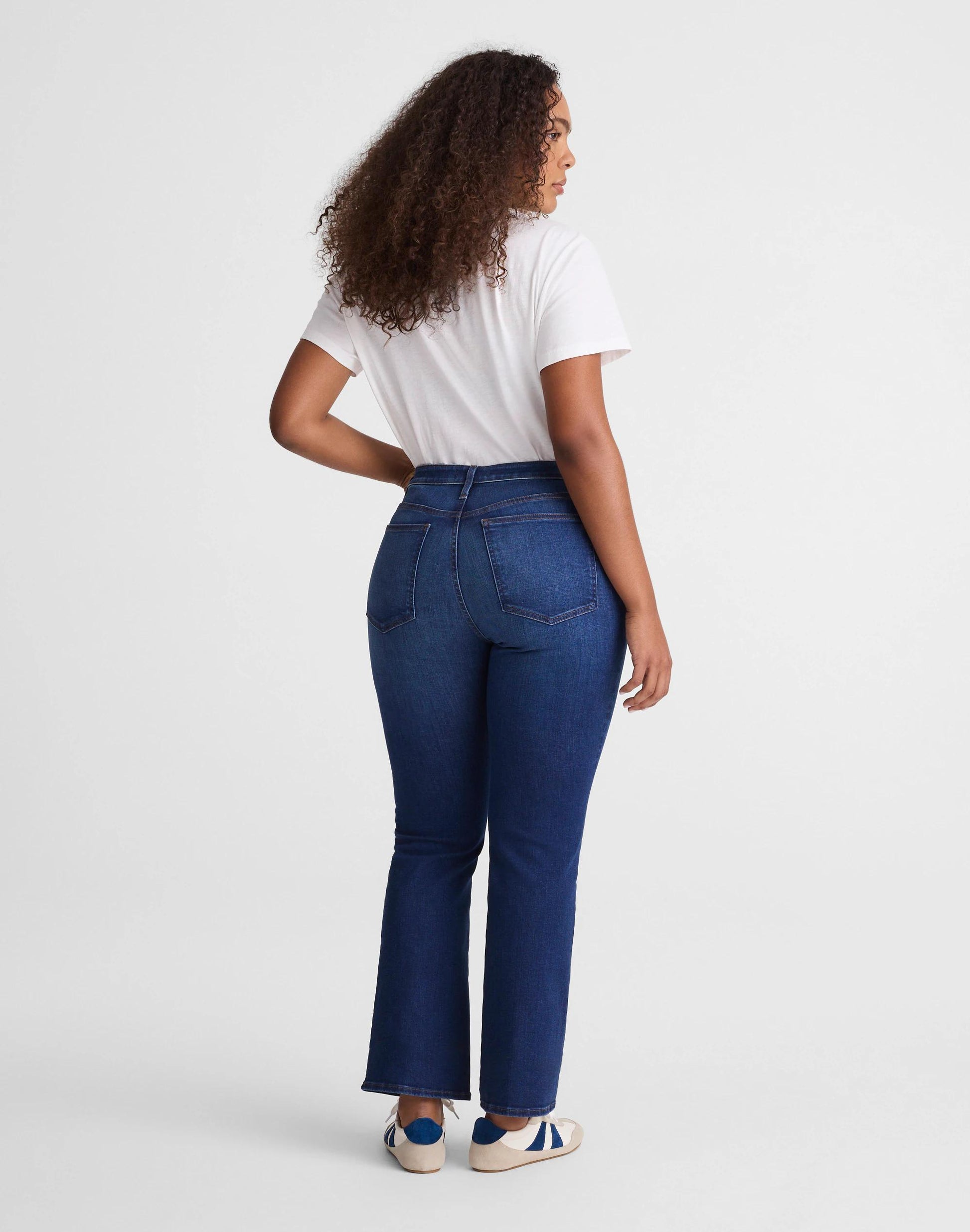 Madewell The Curvy Flare Crop Jean in Super Stretch Denim