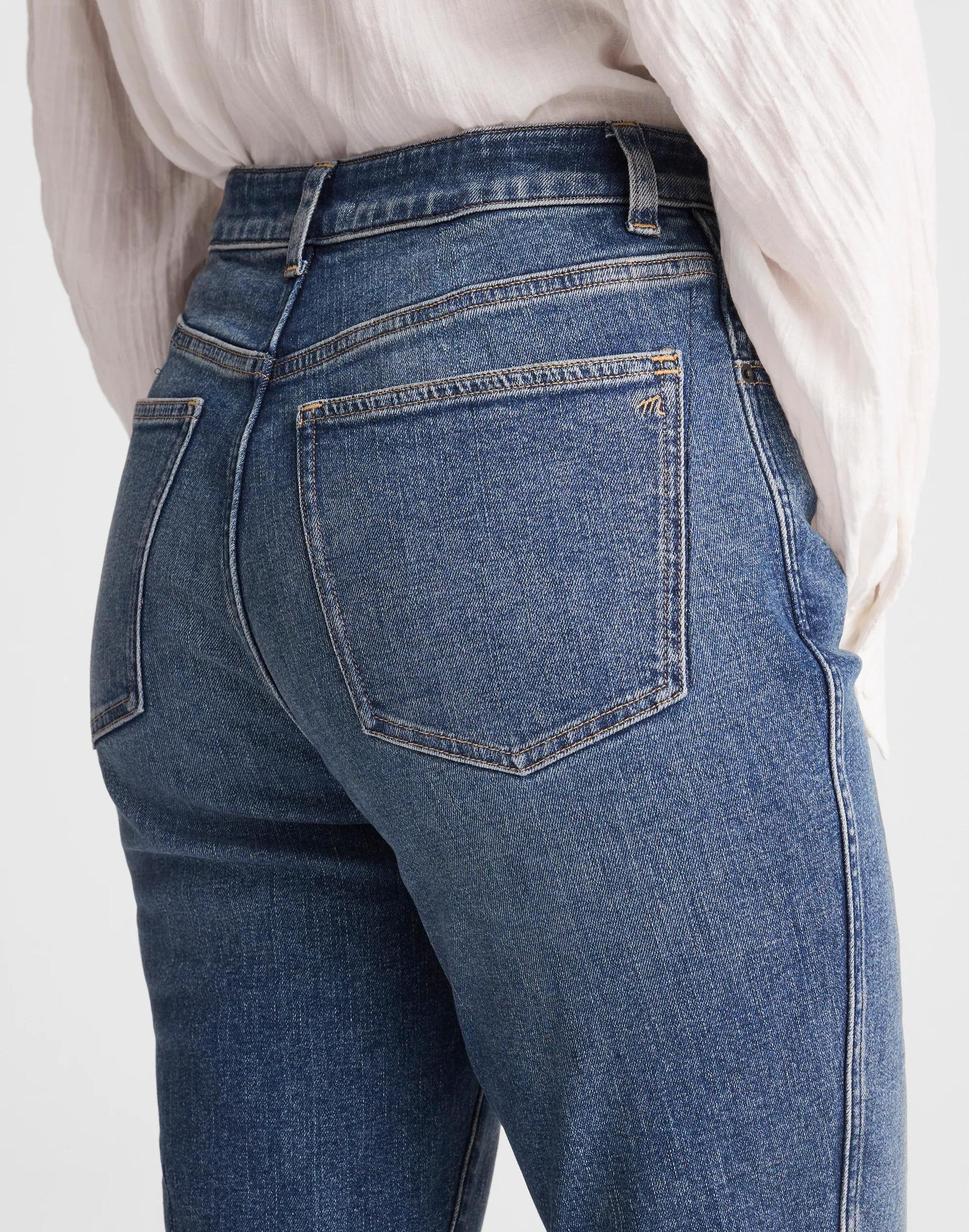 Madewell The Curvy Pencil Jean in Super Stretch Denim