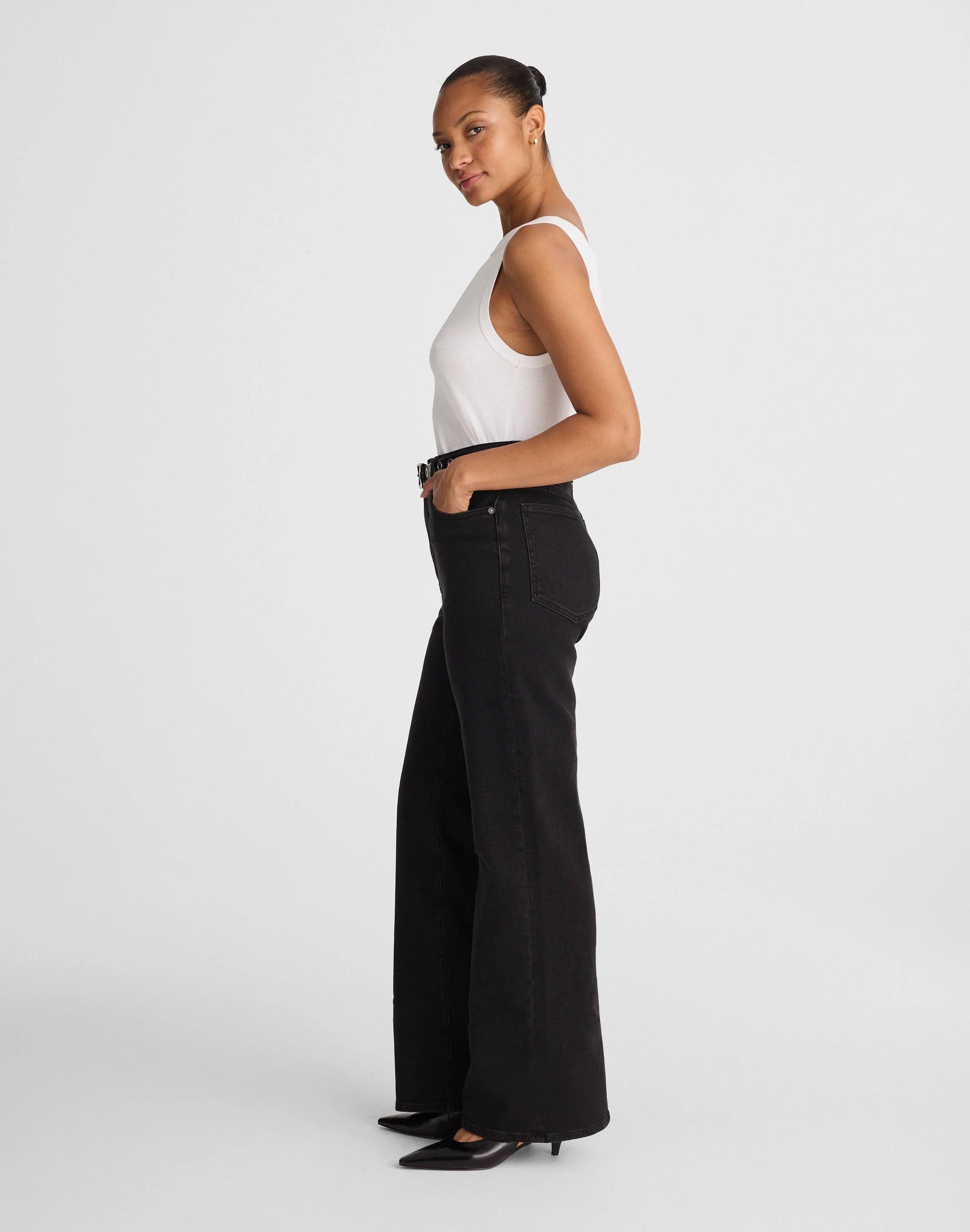 Madewell The Curvy Wide-Leg Jean in Super Stretch Denim