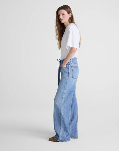 Madewell The Short Ultimate Wide-Leg Jean in Airy Denim