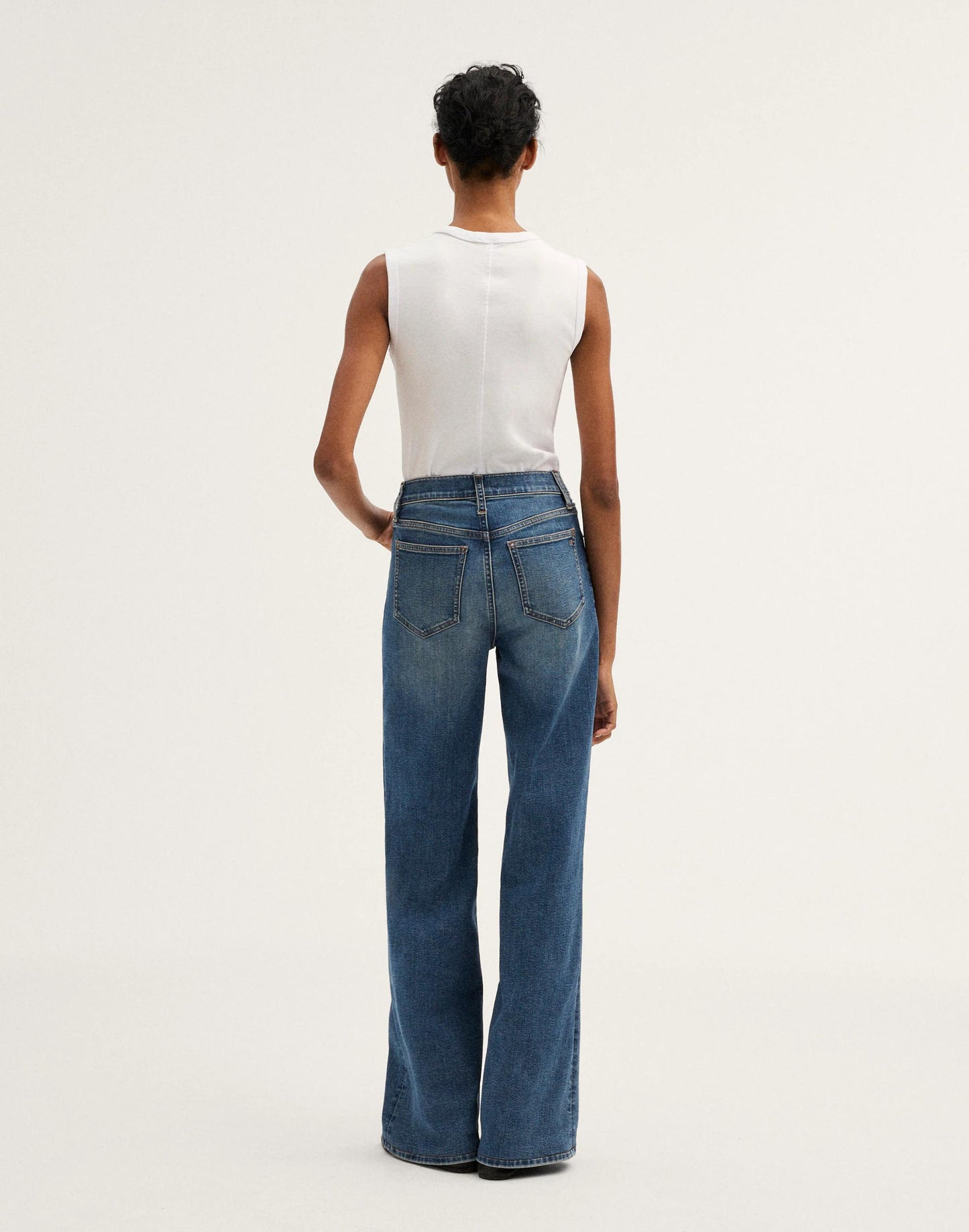 Madewell The Short Wide-Leg Jean in Super Stretch