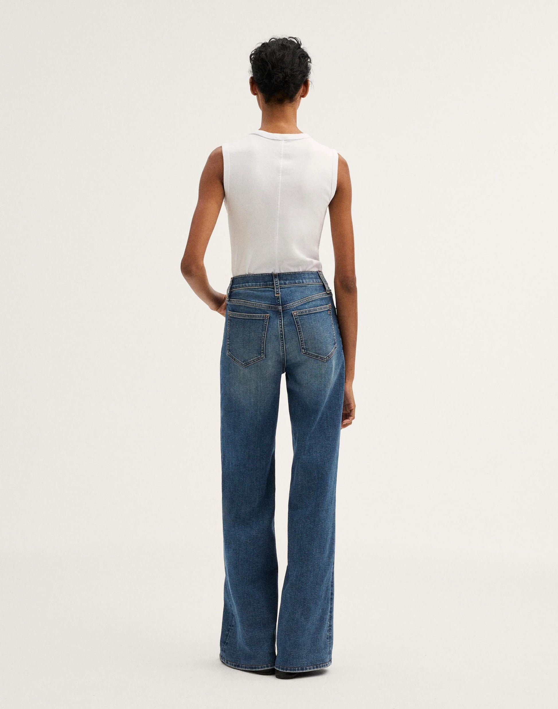 Madewell The Short Wide-Leg Jean in Super Stretch