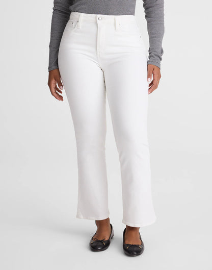 Madewell The Short Curvy Flare Crop Jean in Super Stretch Denim