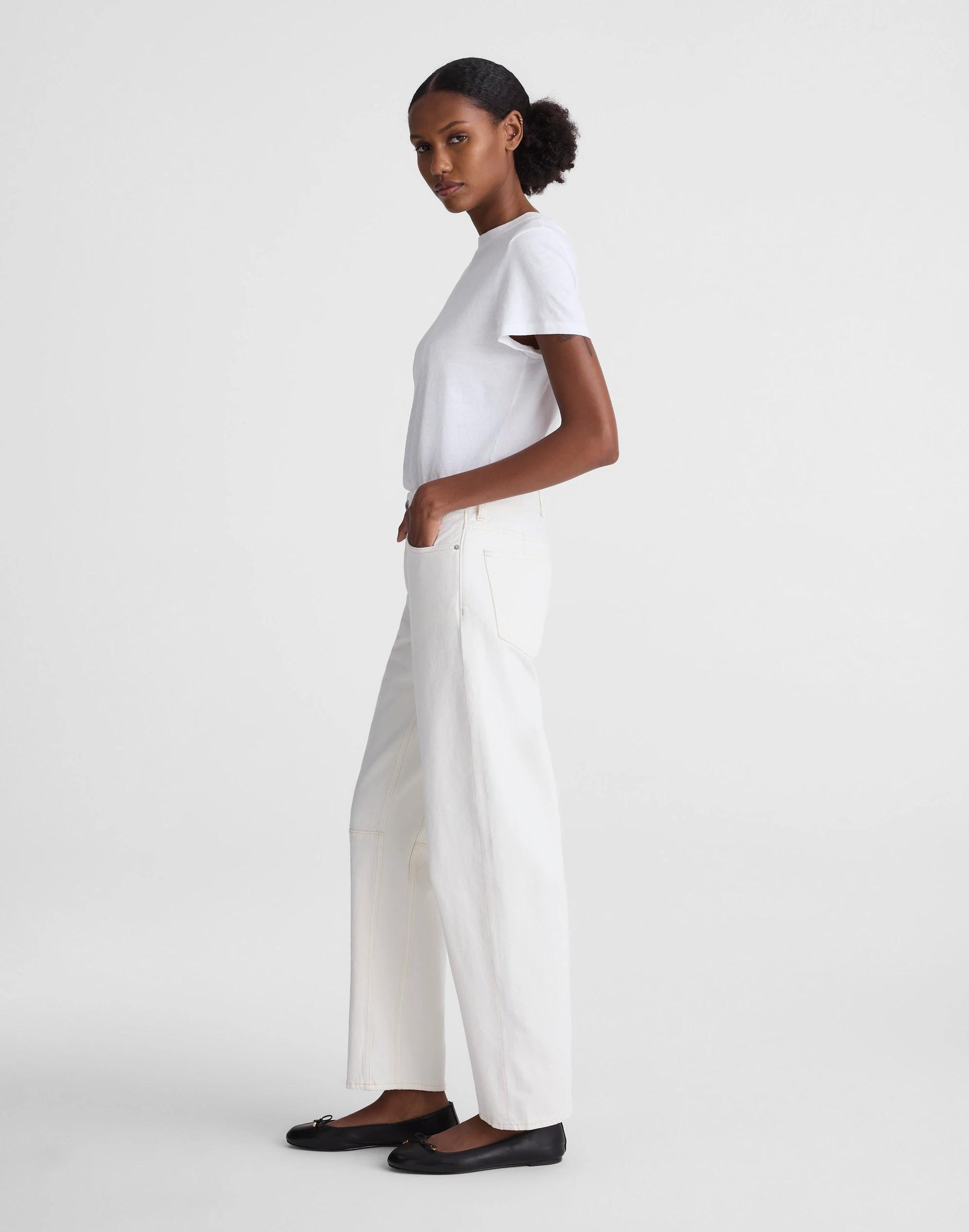 Madewell The Petite Darted Barrel-Leg Jean