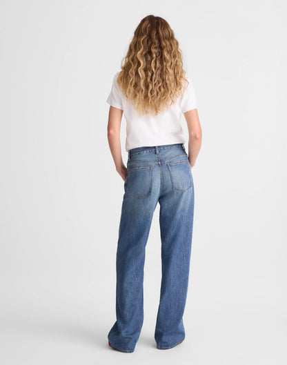 Madewell Petite Low-Slung Baggy Jeans in Airy Denim
