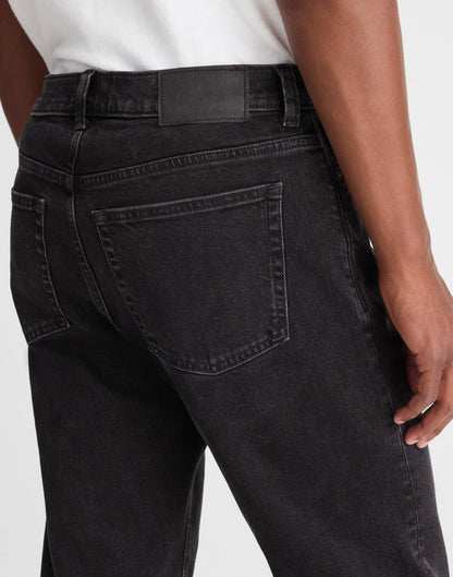 Madewell Relaxed Taper Jeans