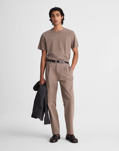 Madewell Pleated Chino Pants in Uniform Twill