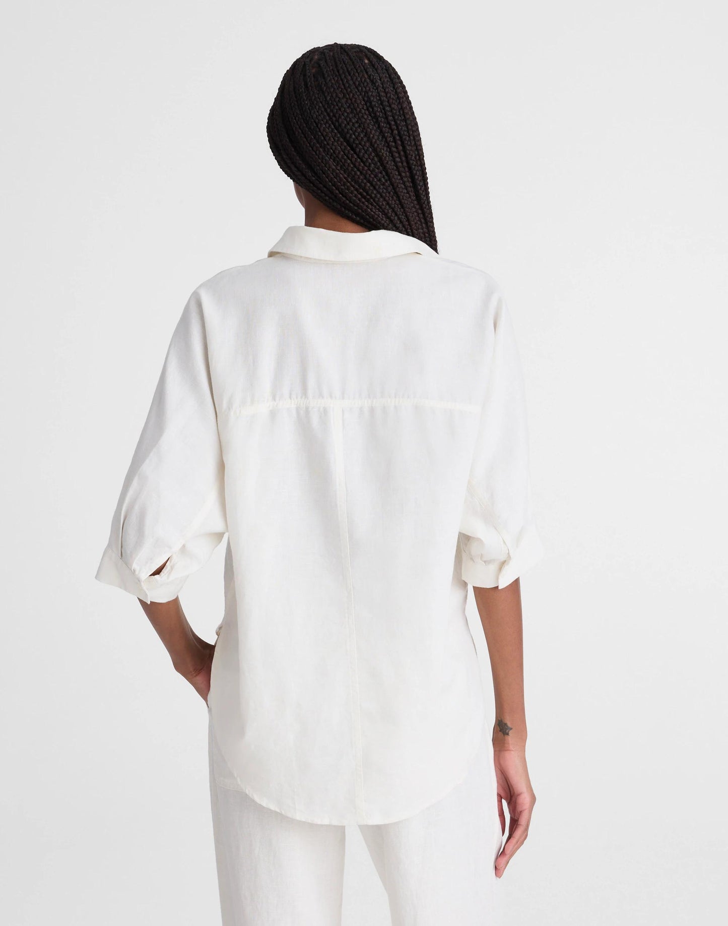 Madewell Relaxed Pleat-Sleeve Button-Up Shirt in Cotton-Linen Blend