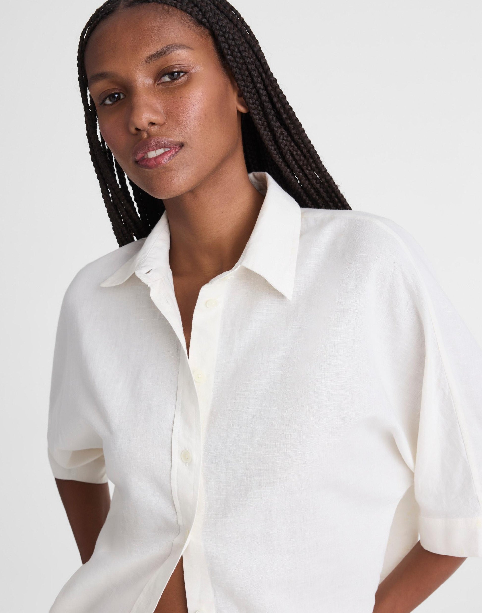 Madewell Relaxed Pleat-Sleeve Button-Up Shirt in Cotton-Linen Blend