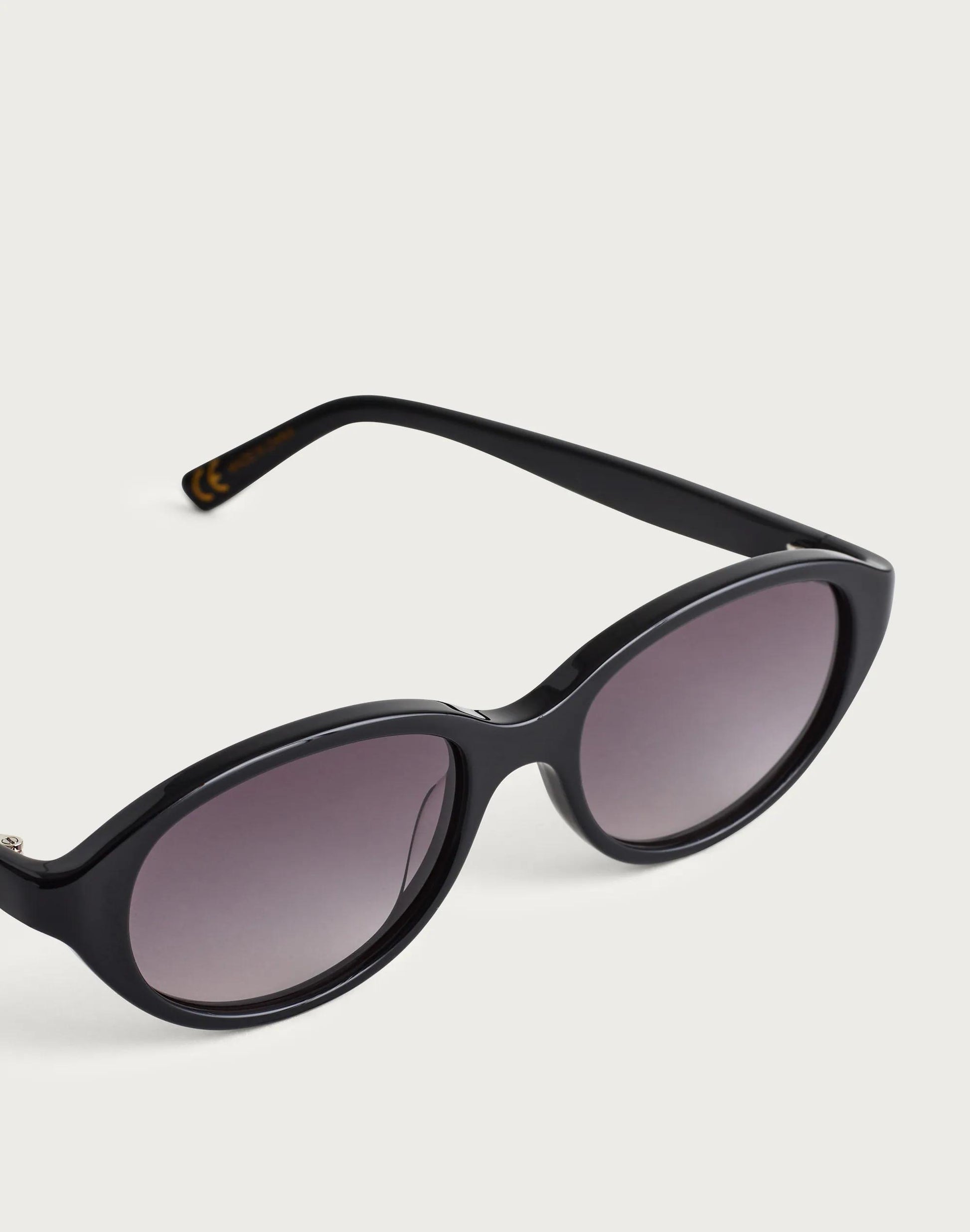 Madewell The Solina Oval Sunglasses