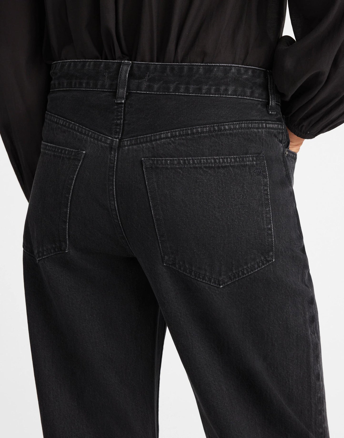 Madewell The Darted Barrel-Leg Jean