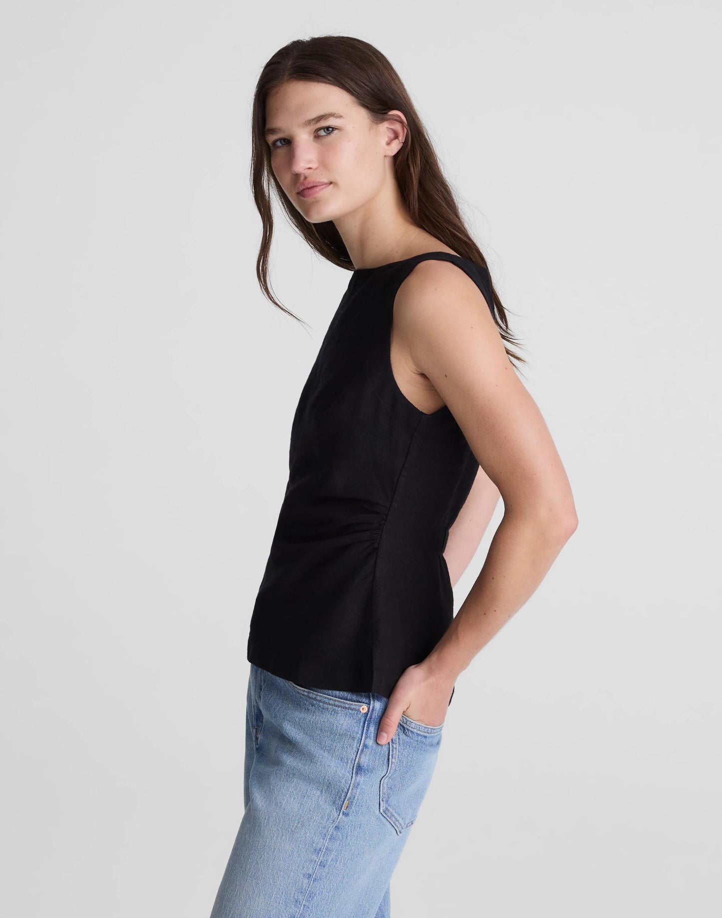 Madewell Cinched Boatneck Sleeveless Top in 100% Linen