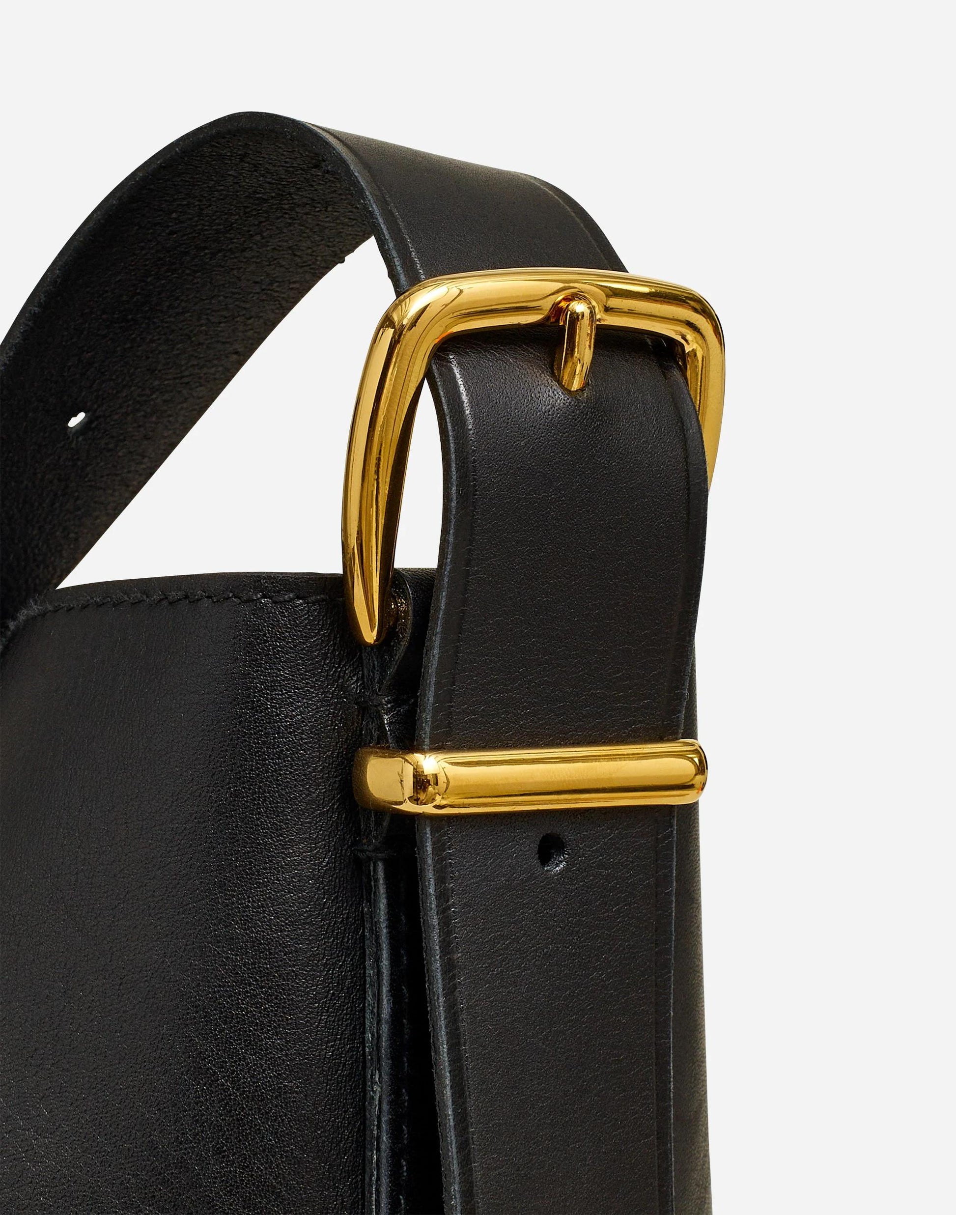 Madewell The Essential Bucket Tote